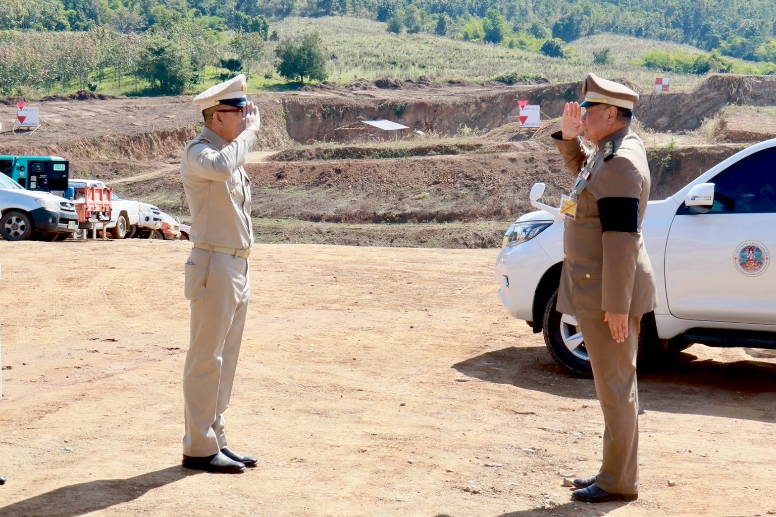 title - องคมนตรี ลงพื้นที่ติดตามและขับเคลื่อนโครงการอ่างเก็บน้ำห้วยจะกาอันเนื่องมาจากพระราชดำริ ตำบลแม่ลาน อำเภอลี้ จังหวัดลำพูน